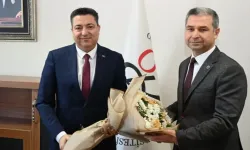 Rektör Uzun, Dekan Demirtaş'a Başarılar Diledi