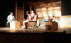 "Gölge Ustası" tiyatrosu seyircilerle buluştu