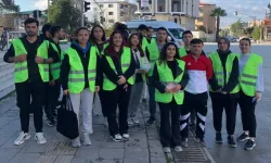 (OKÜ) ve (BESYO) öğrencilerinden Trafik kurallarında sürücülere  bilgilendirme yaptı