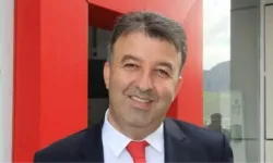 Cüneyt Özbek nereli, kaç yaşında, ne iş yapıyor, evli mi, çocuğu var mı CHP Hakkari adayı kimdir ve hayatı