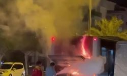 Vatandaşları taşıyan halk otobüsünde yangın paniği!