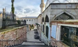 Aziz Mahmut Hüdayi Türbesi İstanbul’da mı, nerede? Aziz Mahmut Hüdayi Türbesi açılış ve kapanış saatleri