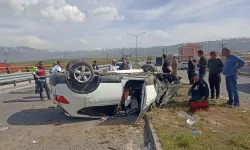 Van'da Otomobilin Takla Atması Sonucu 7 Kişi Yaralandı