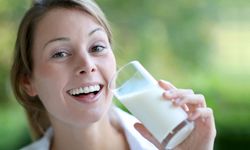Süt ve Süt Ürünlerini Tükettikten Sonra Karın Ağrısı mı Yaşıyorsun? Laktoz İntoleransı Olabilir!