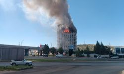 Gaziantep'te Primemall AVM'nin Depo Kısmında Çıkan Yangın Korku ve Paniğe Neden Oldu