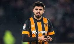 Trabzonspor'un Yeni Transferi Ozan Tufan, Fenerbahçe'ye Ait 3 Temmuz Paylaşımlarını Sildi