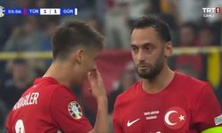 Hakan Çalhanoğlu ve Arda Güler arasındaki diyalog maça damga vurdu!