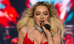 Hadise’nin Yeni Aşkı Ortaya Çıktı! İş İnsanı Mehmet Dinçerler ile Evliliği Sonrası Adı Okan Buruk ile Anılan Ünlü Şarkıcı Şimdi Kiminle Birlikte?