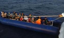 Çanakkale’de 21 Kaçak Göçmen Ölüme Terk Edildi