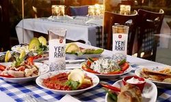 Rakı Sofrasının Vazgeçilmezi En Hareketli Şarkılarla Nostaljik Bir Yolculuk