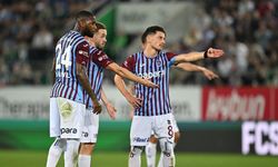 Çaykur Rizespor - Trabzonspor maçı yayın linki, ŞİFRESİZ mi? Çaykur Rizespor - Trabzonspor maçı ne zaman, hangi kanalda, saat kaçta, canlı nereden izlenir?