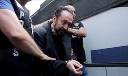 Adnan Oktar davasında firari olan Mustafa Arular yakalandı mı? Mustafa Arular Kimdir?