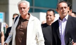 Fenerbahçe Soyunma Odasında Ali Koç ve José Mourinho Arasında Yaşanan Küfürlü Tartışmanın Sebebi Ne? Galatasaray Mağlubiyeti Sonrası Kadıköy'de Neler Oldu?