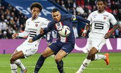 PSG-Rennes Maçı yayın linki, ŞİFRESİZ Mİ? PSG-Rennes Maçı ne zaman hangi kanalda, saat kaçta, canlı nereden izlenir? Fransa Ligue 1