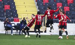 Gaziantep FK - Rizespor maçı ŞİFRESİZ mi? Gaziantep FK - Rizespor maçı ne zaman, hangi kanalda, saat kaçta, canlı nereden izlenir?