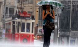 Hafta Sonu Planlarınız Suya mı Düşecek? Gök Gürültülü Sağanaklar Geri Mi Geliyor?