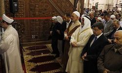 Rüyada Namaz Kıldırmak Ne Anlatıyor? Manevi Güçlenmenin İşareti Mi?