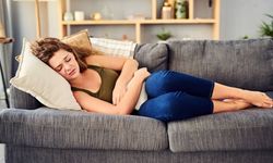 KADINLAR BU SESSİZ TEHLİKELİNİN FARKINDA MI? Endometriozis Nedir? Yoksa Çikolata Kisti Mi?