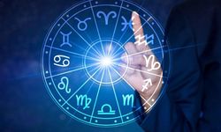 Yükselen Burç Nedir? Gerçek Karakterinizi Ortaya Çıkaran Astrolojik Anahtar!