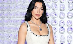 Dua Lipa’dan Aşk Dolu Sürpriz: Callum Turner ile Sessiz Sedasız Nişanlandı!