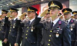 Rüyada Üniforma Giymek Ne Anlama Geliyor, Hangi Mesajları Taşıyor?