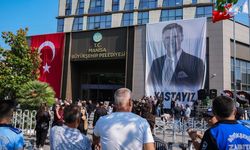 Manisa Yasta: Başkan Ferdi Zeyrek’e Son Veda  Gözyaşlarıyla Oldu!