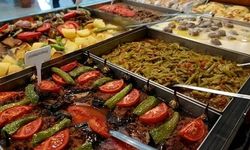 Rüyada Yemek Görmek Ne Anlama Gelir? Gerçek Hayatta Hangi Mesajları Veriyor?