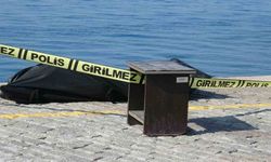 Antalya Falezlerinde Denizden Erkek Cesedi Çıkarıldı, Kimlik ve Ölüm Nedeni Araştırılıyor