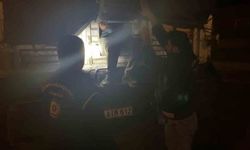 Erzurum’da Gece Yarısı Nefes Kesen Operasyon: Tırın Dorsesinde Saklanan 22 Düzensiz Göçmen Yakalandı, İki Şüpheli Tutuklandı