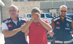 Samsun'da Aile İçi Şiddet Dehşeti: Eşini ve Kızını Darp Eden Saldırgan, Polis Müdahalesiyle Gözaltına Alındı!