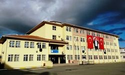 RÜYANIZDA OKULA GİTTİĞİNİZİ GÖRÜYORSANIZ NEYE HAZIRLANMALISINIZ?