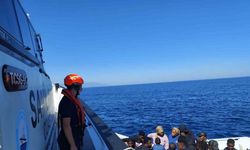 Sahil Güvenlik Ekiplerinden Ege Denizi’nde Kaçışa Geçit Yok: İzmir Açıklarında 1’i Çocuk 16 Göçmen Yakalandı