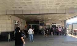 Kemalpaşa’da Gıda Skandalı: Ege Seramik Fabrikası Yemeklerinden Sonra 68 İşçi Zehirlenme Belirtisi Gösterdi, Soruşturma Başlatıldı