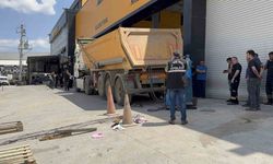 Gebze Sanayi Sitesinde İş Güvenliği Faciası: Damper Kapağı Altında Kalan Şoför Hayatını Kaybetti