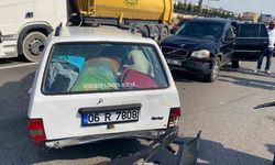 Kırıkkale-Ankara Karayolunda 4 Araç Birbirine Girdi: Zincirleme Kazada 3 Kişi Hastaneye Kaldırıldı
