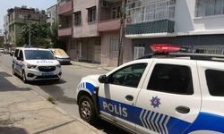 Mersin’de Kan Donduran Cinayet: Anne ve Kızı Gece Yarısı Evlerinin Önünde Başlarından Vurularak Öldürüldü! Şüpheli Kayınbirader Her Yerde Aranıyor