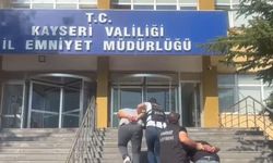 Kayseri Emniyetinden Nefes Kesen Uyuşturucu Operasyonu: 5 Şüpheli Gözaltına Alındı, Midesinde Uyuşturucu Taşıyan Şüpheli Şehir Hastanesi’nde Yakayı Ele Verdi