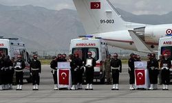 Şehitlere Saygı, Milletçe Yürek Burkan Veda: Pençe-Kilit Harekâtı’nda Şehit Düşen Askerler İçin Askerî Tören Düzenlendi
