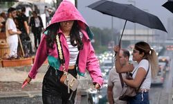 Meteoroloji ve AKOM’dan İstanbul İçin Saatli Uyarı! Sağanak ve Fırtına Ne Zaman Etkisini Yitirecek?