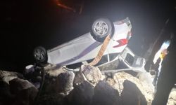 Karasu Nehri’nde Korkunç Kaza! Araç Nehre Uçtu, Bir Kişi Hayatını Kaybetti, Bir Kişi Kayıp