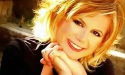 “Sen Rüzgar Ben De Yaprak” Hülya Polat Tarafından Neden Bu Kadar Beğeniliyor?