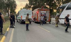 Hatay İskenderun’da Feci Trafik Kazası: Otomobilin Çarptığı Motosikletten Savrulan Kadın Otobüsün Altında Kalarak Hayatını Kaybetti