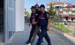 Şifre Çözüldü, Operasyon Yapıldı: Gölcük’te ‘Eşya’ Kod Adlı Zehir Taciri 1 kilo 916 gram Bonzai, 874 Gram Metamfetaminle Tutuklandı