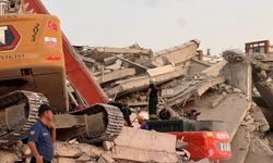 Kahramanmaraş’ta Yıkımda Korkunç Anlar! Dev Bina Bir Anda Çöktü, Operatör Önder Pınarcı Enkazda Hayatını Kaybetti