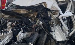 Nevşehir’de Feci Kaza: Hafif Ticari Araç Tıra Çarptı, 1 Kişi Öldü 1 Kişi Yaralandı