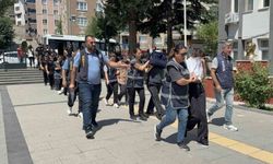 Türkiye Genelinde Eş Zamanlı Baskınlarla 6 Milyarlık Yasa Dışı Bahis Şebekesine Darbe: 21 Şüpheli Cezaevine Gönderildi