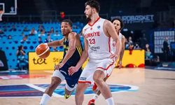 12 Dev Adam EuroBasket 2025’te Çeyrek Finalde: İsveç’i 85-79’la Geçtik!