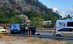 Antalya Kemer'de meydana gelen motosiklet kazasında, 29 yaşındaki Cemil Bekfeluni hayatını kaybetti.