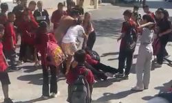 “İzmir’de 12 Yaşındaki B.T.’nin Korku Dolu Anları: Akran Zorbalığıyla Okul Çıkışında 10 Kişilik Dehşet Grubu Tarafından Darp Edildi!”