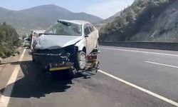 Osmaniye’de Korkunç Kaza! Bariyerleri Aşan Otomobilde Mehmet Surun Hayatını Kaybetti, Bir Kişi Ağır Yaralı